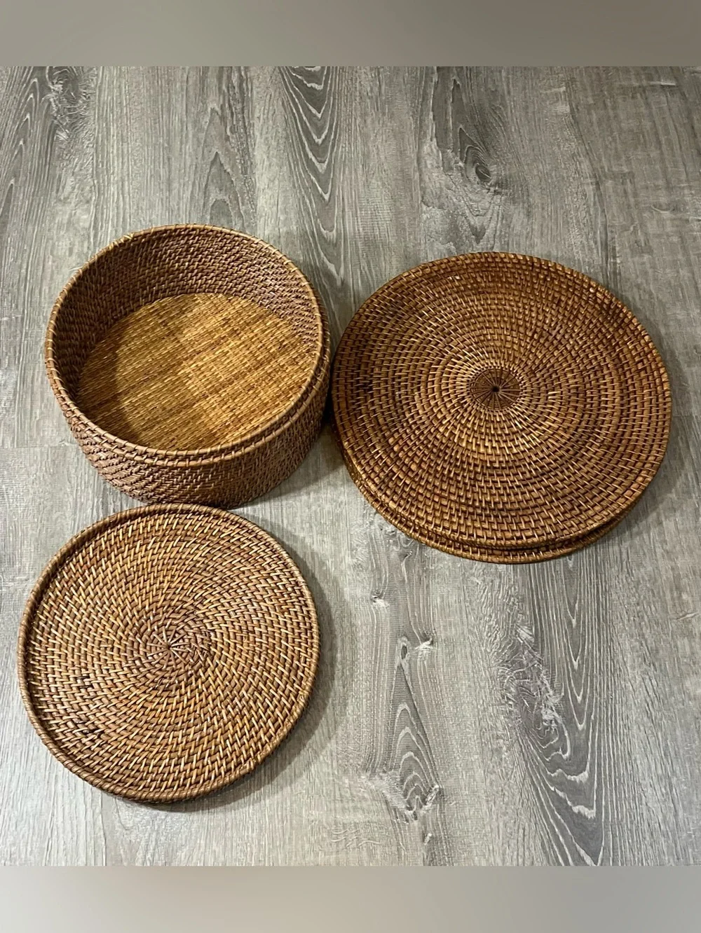 Pier 1 One Imports Brown Rattan Wooden Basket and 4 Round Table Placemats